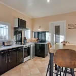 Maison, Piscine, Calme, Grand Jardin, Дом отдыха