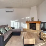 Maison, Piscine, Calme, Grand Jardin, Дом отдыха Carlux